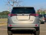 小改款!!【RAV4 2.0 尊爵版】 全車原鈑件 ACC自動跟車 IKEY免鑰匙 盲點偵測 恆溫空調 藍芽多媒體  第4張縮圖