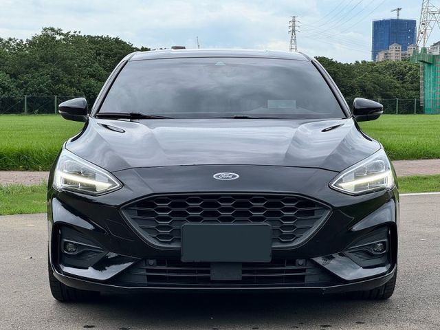 【Focus ST-Line Lommel版 】市場稀有黑 僅跑6萬公里 全車原鈑件 B&o音響 Lv2自動跟車 抬顯  第3張相片