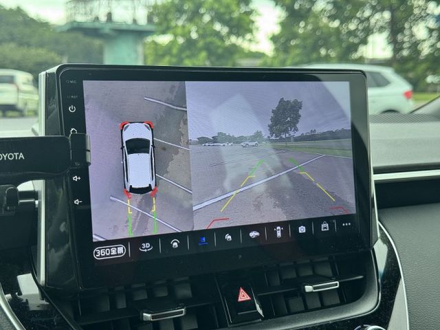 【市場稀有GR ALTIS】僅跑3.5萬 全車原鈑件 GR鈑燻黑尾燈 紅黑跑車內裝 360環景 Carplay安卓機  第9張相片