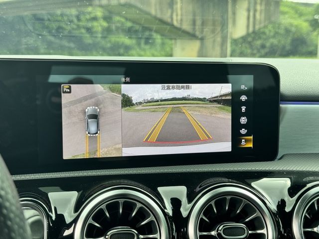 【總代理 A180 AMG版本】23P自動跟車｜氣氛燈｜360環景｜原鈑件｜原廠延長保固中｜  第11張相片