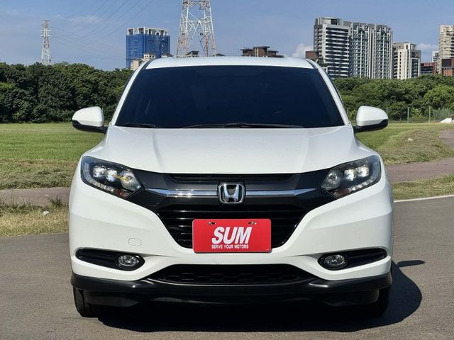 【Honda HR-V S頂級版】全車原鈑件 認證車 市場熱門小休旅 i-key免鑰匙啟動 換檔撥片  第3張相片