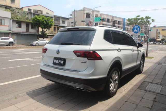 VOLKSWAGEN福斯 TIGUAN ALLSPACE  第2張相片