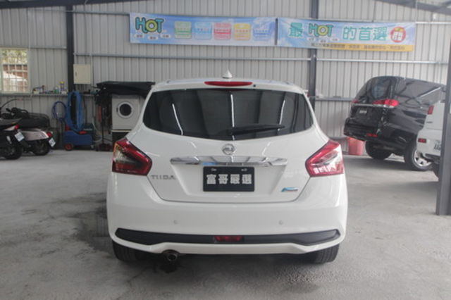 NISSAN日產 TIIDA  第4張相片