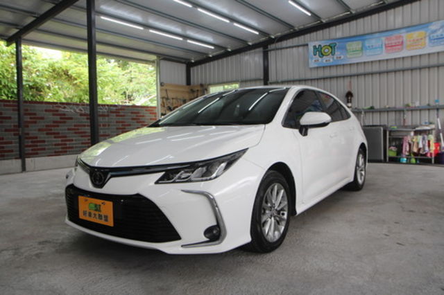 TOYOTA豐田 ALTIS  第1張相片