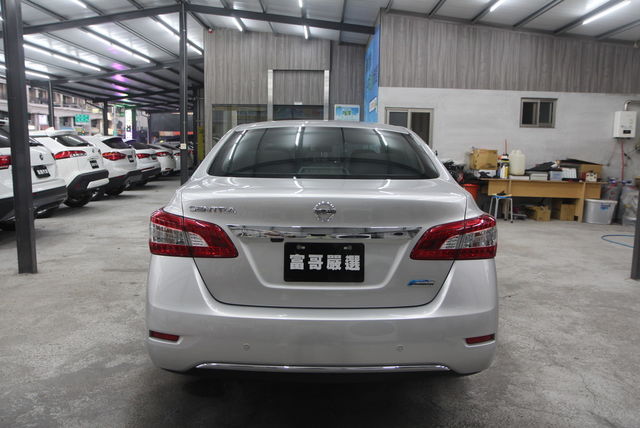 NISSAN日產 SENTRA  第7張相片