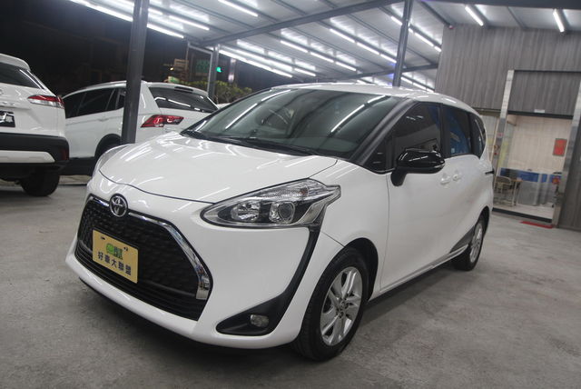 TOYOTA豐田 SIENTA  第1張相片