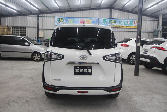 TOYOTA豐田 SIENTA  第7張相片