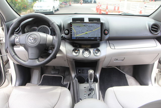 TOYOTA豐田 RAV4  第5張相片