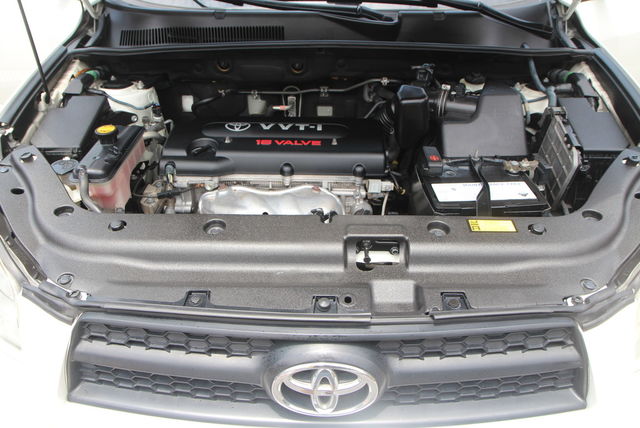 TOYOTA豐田 RAV4  第6張相片