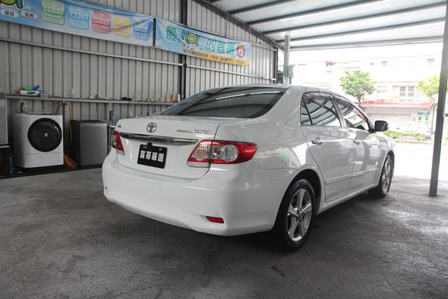 TOYOTA豐田 ALTIS  第2張相片