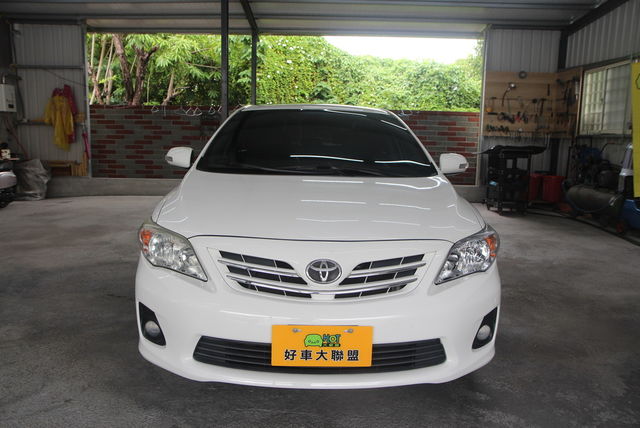 TOYOTA豐田 ALTIS  第3張相片