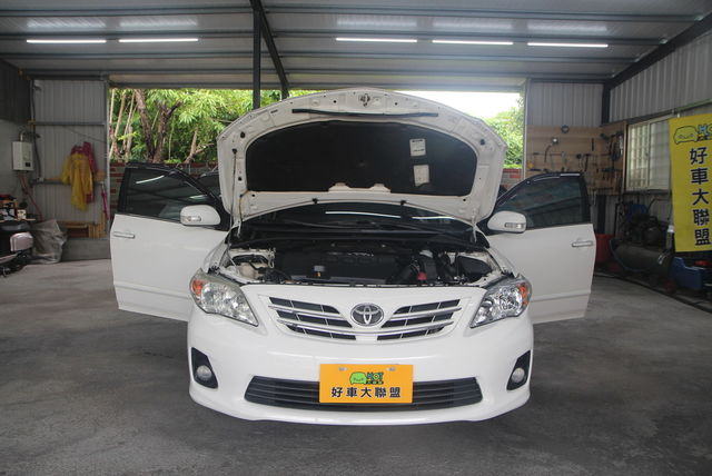 TOYOTA豐田 ALTIS  第6張相片