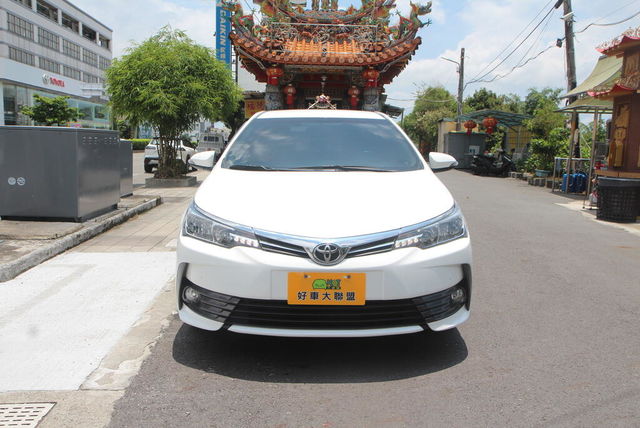 TOYOTA豐田 ALTIS  第3張相片