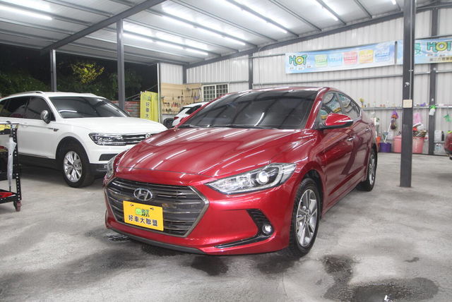 HYUNDAI現代 ELANTRA  第1張相片