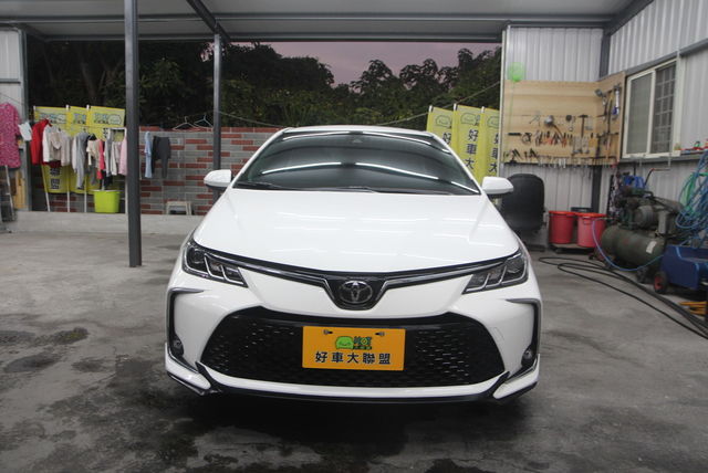 TOYOTA豐田 ALTIS  第3張相片