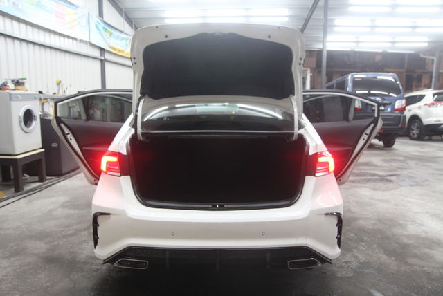 TOYOTA豐田 ALTIS  第4張相片