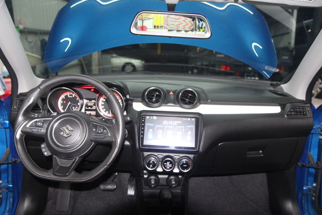 SUZUKI鈴木 SWIFT  第5張相片