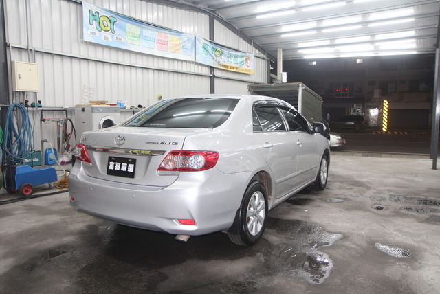 TOYOTA豐田 ALTIS  第2張相片