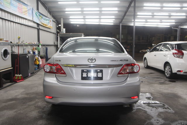 TOYOTA豐田 ALTIS  第4張相片