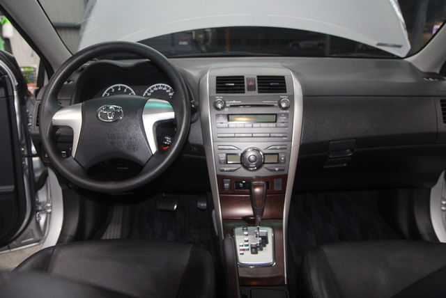 TOYOTA豐田 ALTIS  第5張相片