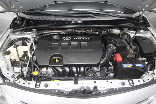 TOYOTA豐田 ALTIS  第6張相片