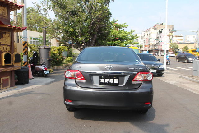 TOYOTA豐田 ALTIS  第4張相片