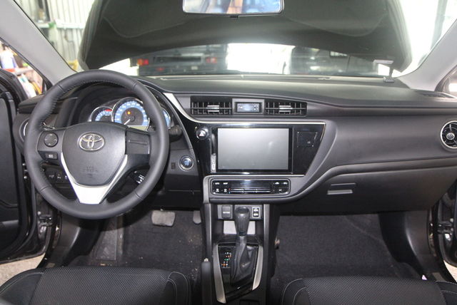 TOYOTA豐田 ALTIS  第5張相片