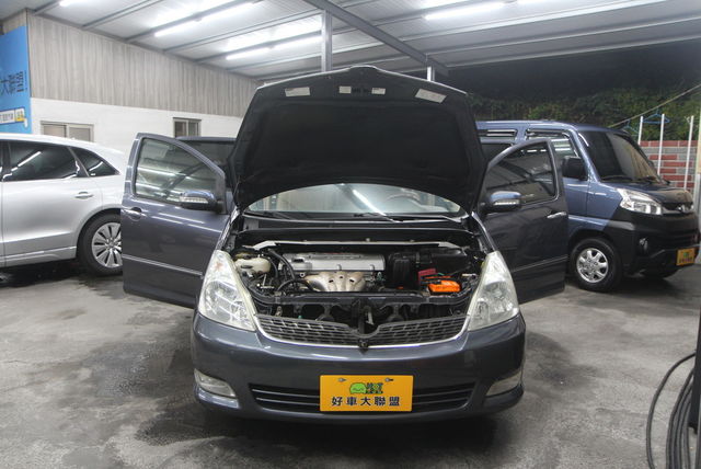 TOYOTA豐田 WISH  第6張相片