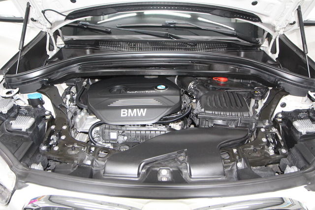 BMW寶馬 X1  第6張相片