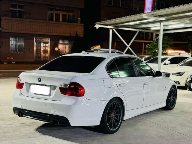 BMW寶馬 320  第2張相片