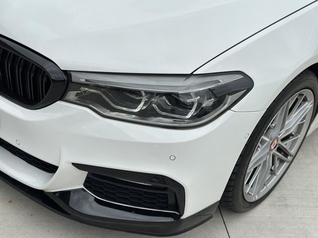 BMW寶馬 540I  第5張相片