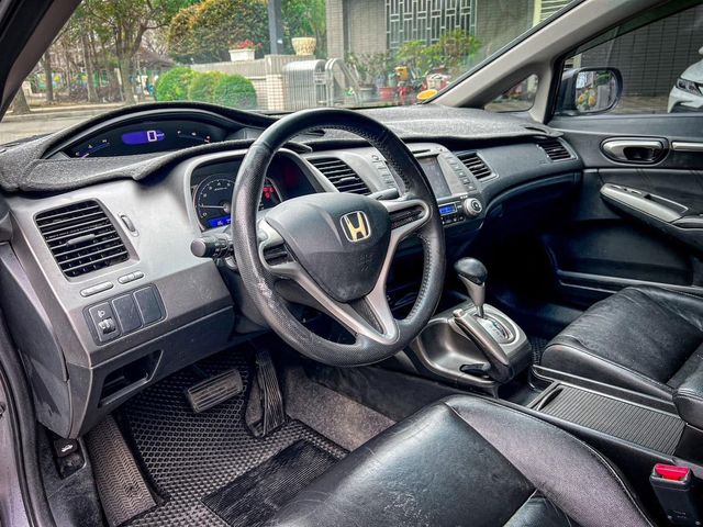 HONDA本田 CIVIC  第9張相片