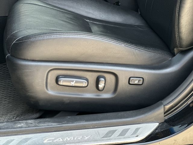 TOYOTA豐田 CAMRY  第3張相片