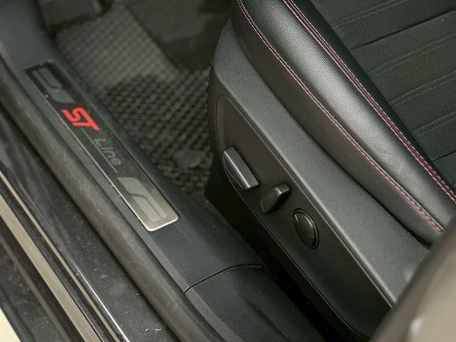 FORD福特 KUGA  第3張相片
