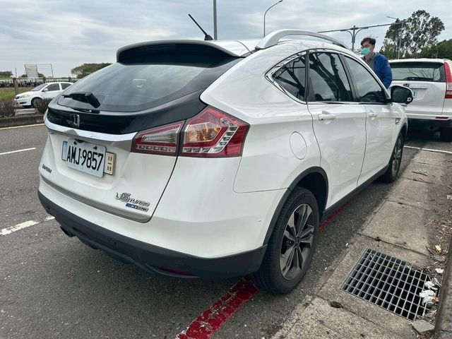 LUXGEN納智捷 U6 TURBO  第6張相片