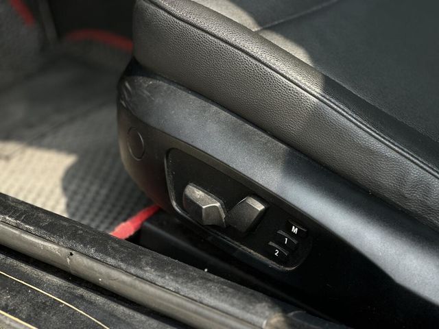 BMW寶馬 320I LCI  第5張相片