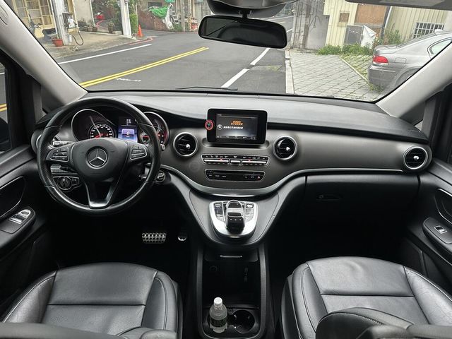 M-BENZ賓士 V250 D  第2張相片