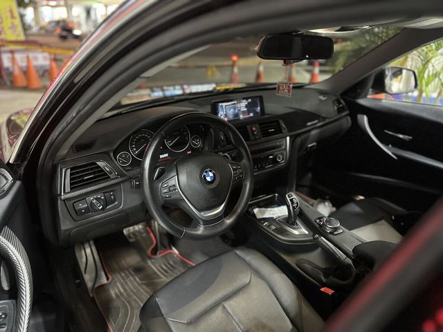 BMW寶馬 320I  第5張相片