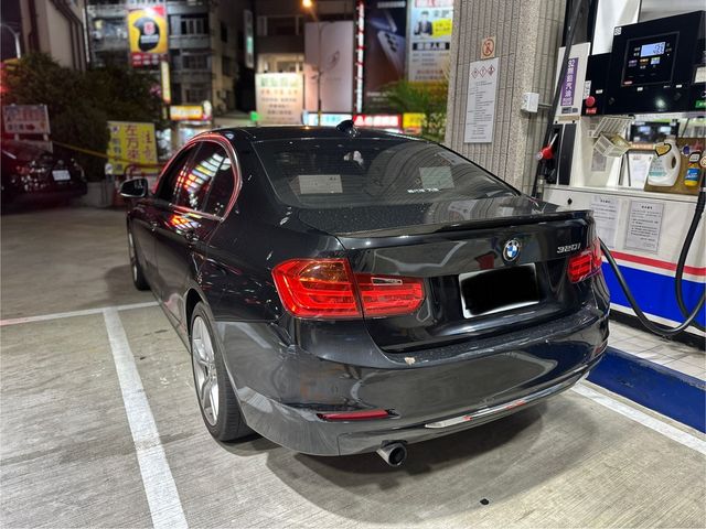 BMW寶馬 320I  第6張相片