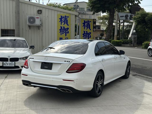 M-BENZ賓士 E300  第6張相片