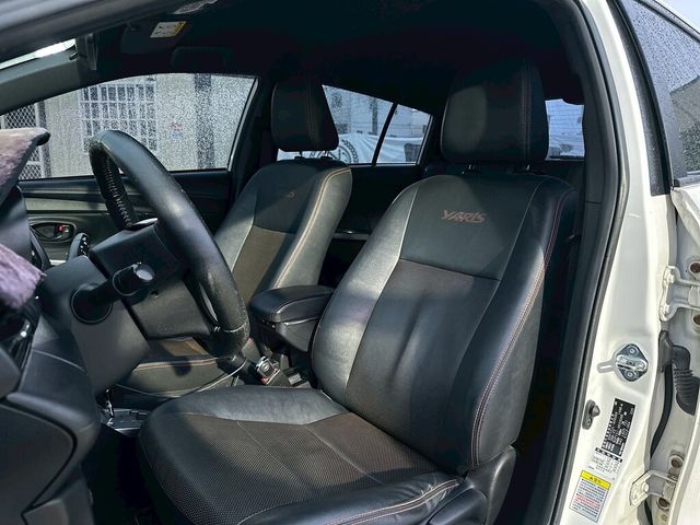 TOYOTA豐田 YARIS  第1張相片