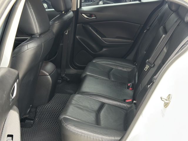 MAZDA馬自達 MAZDA 3  第5張相片