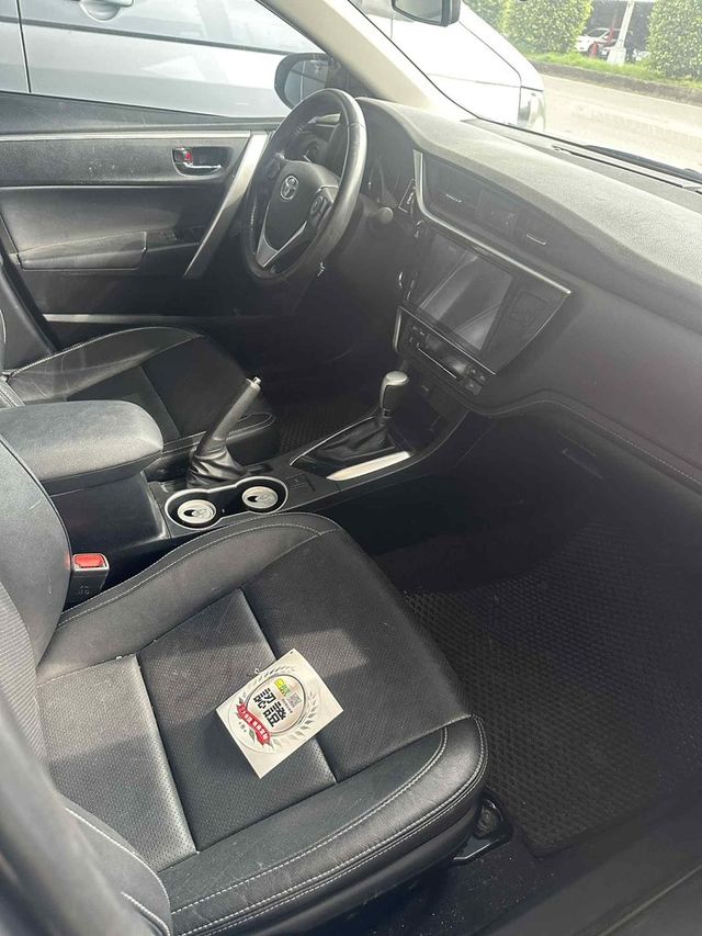 TOYOTA豐田 ALTIS  第2張相片