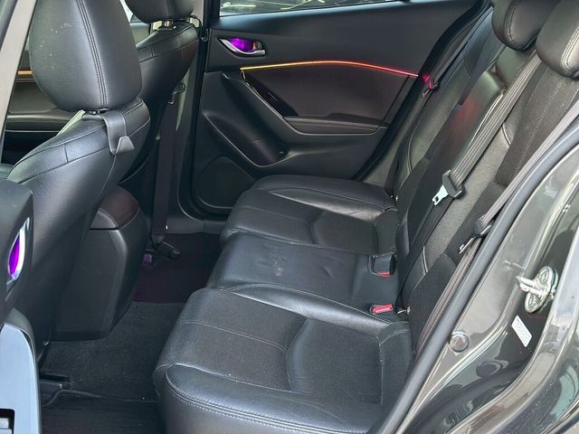 MAZDA馬自達 MAZDA 3  第4張相片