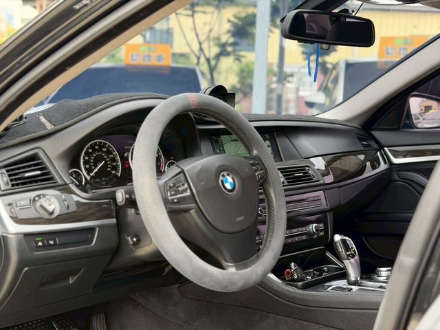 BMW寶馬 528I  第3張相片