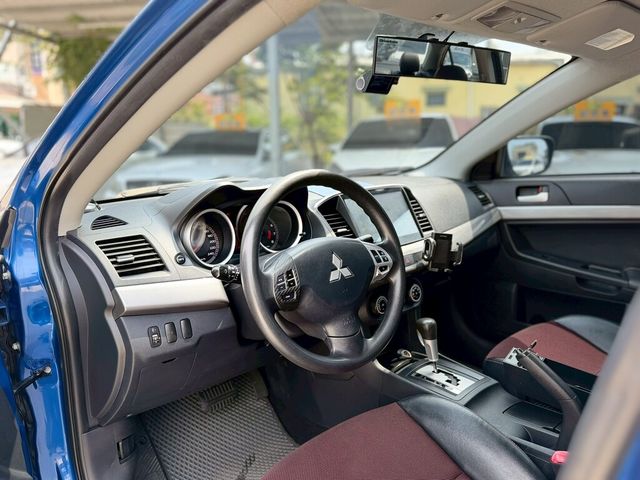 MITSUBISHI三菱 LANCER FORTIS  第3張相片