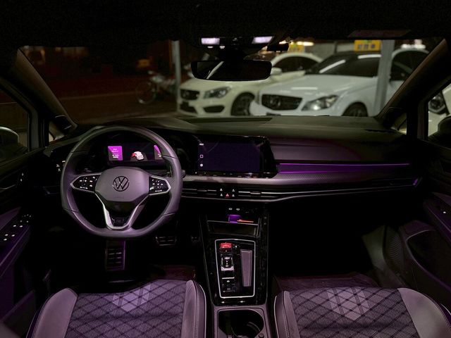 VOLKSWAGEN福斯 GOLF  第6張相片