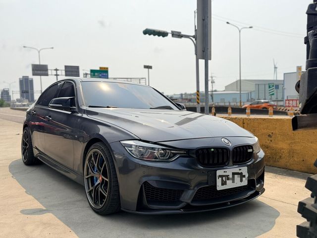 BMW寶馬 330I  第1張相片