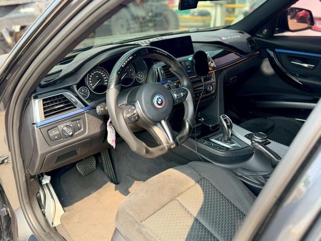 BMW寶馬 330I  第3張相片