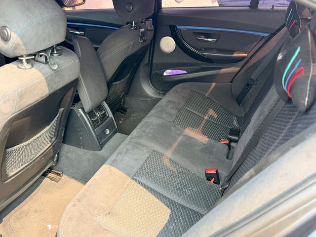 BMW寶馬 330I  第6張相片